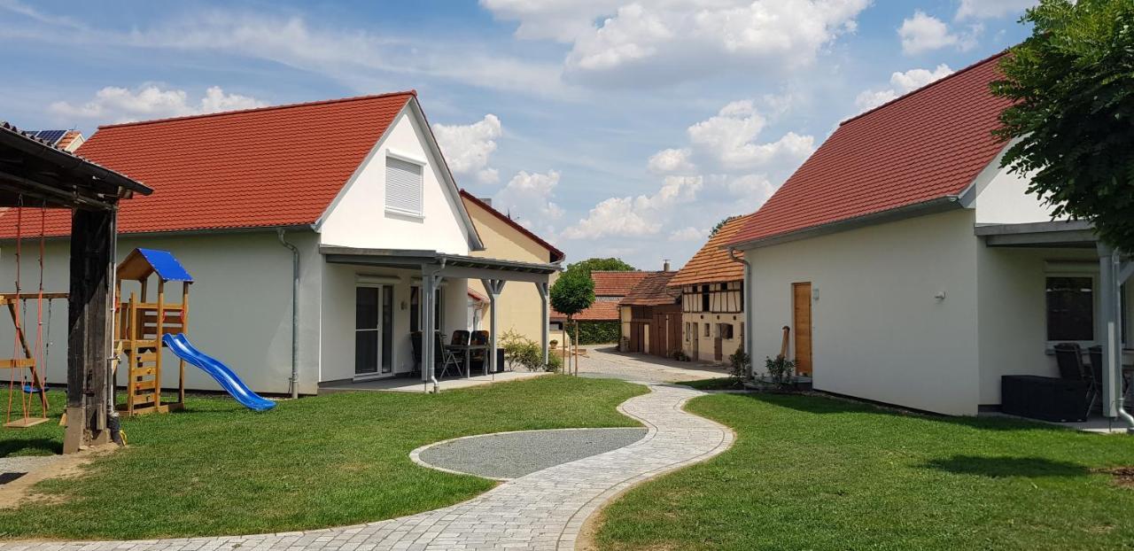 Ferienhaeuser May Weigenheim Exterior photo